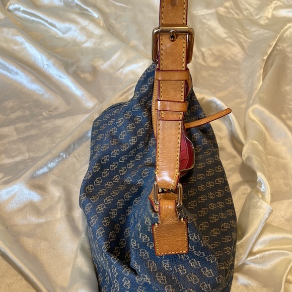 Authentic Vintage Dooney & Bourke Denim Hobo Bag - Picture 5 of 6